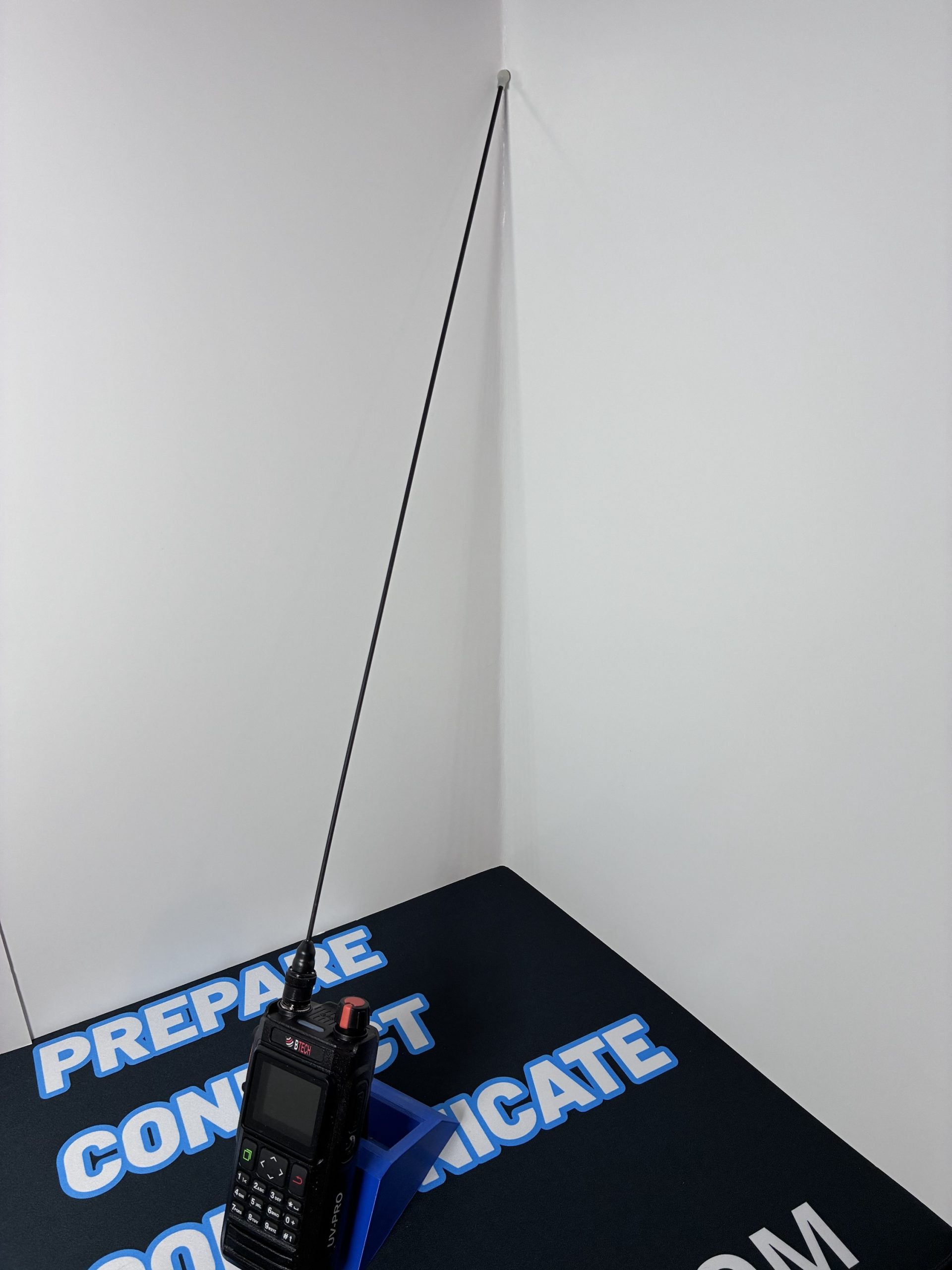 SUPER ELASTIC SIGNAL STICK-DUAL BAND BNC ANTENNA - Image 1